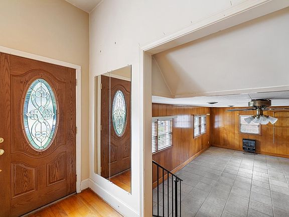 4th image of 426 Clarkson Dr