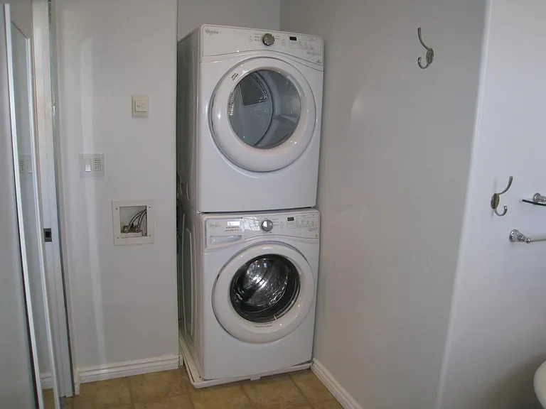 202 Sterrett Ave #2 — Photo 14