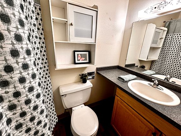 5th image of 3608 Lois Dr APT 6