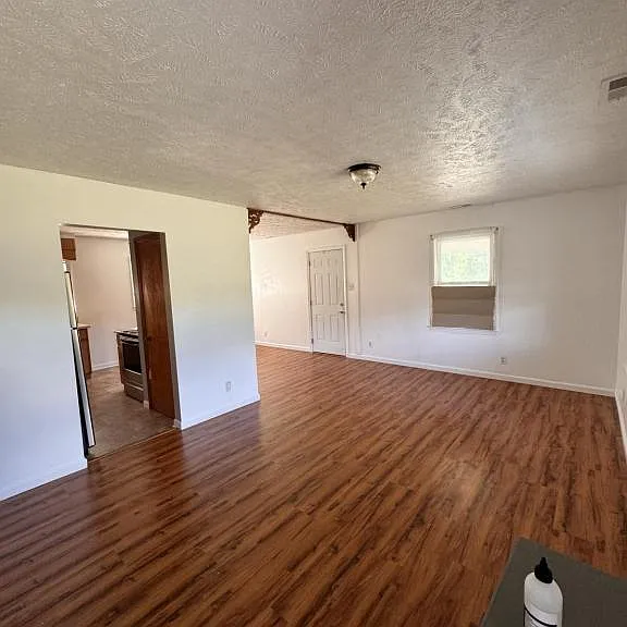 2182 Alamac Rd — Photo 7