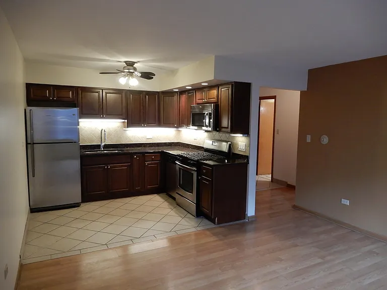 328 Wisconsin Ave #1D — Photo 9