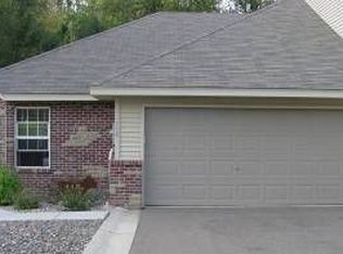 118 Firebarn Rd, Circle Pines, MN 55014