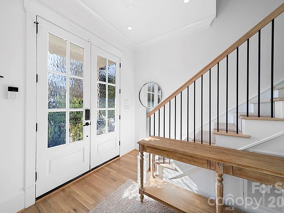 2nd image of 6517 Gardner Ln