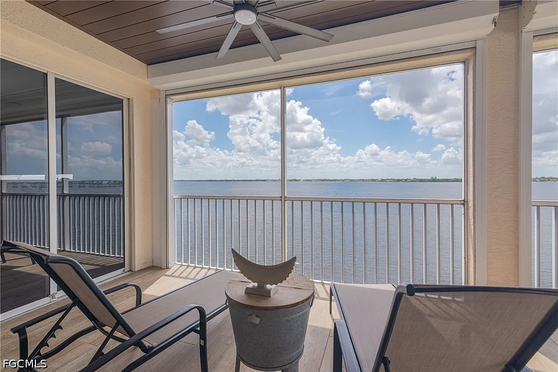 3 bed, 3.5 bath, 3563 sqft, $6,500 — Photo 1