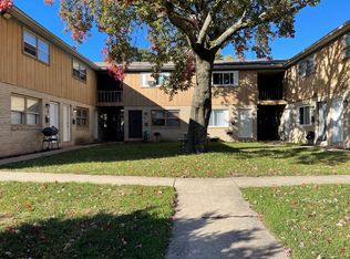 809 E Jefferson St, Bloomington, IL 61701