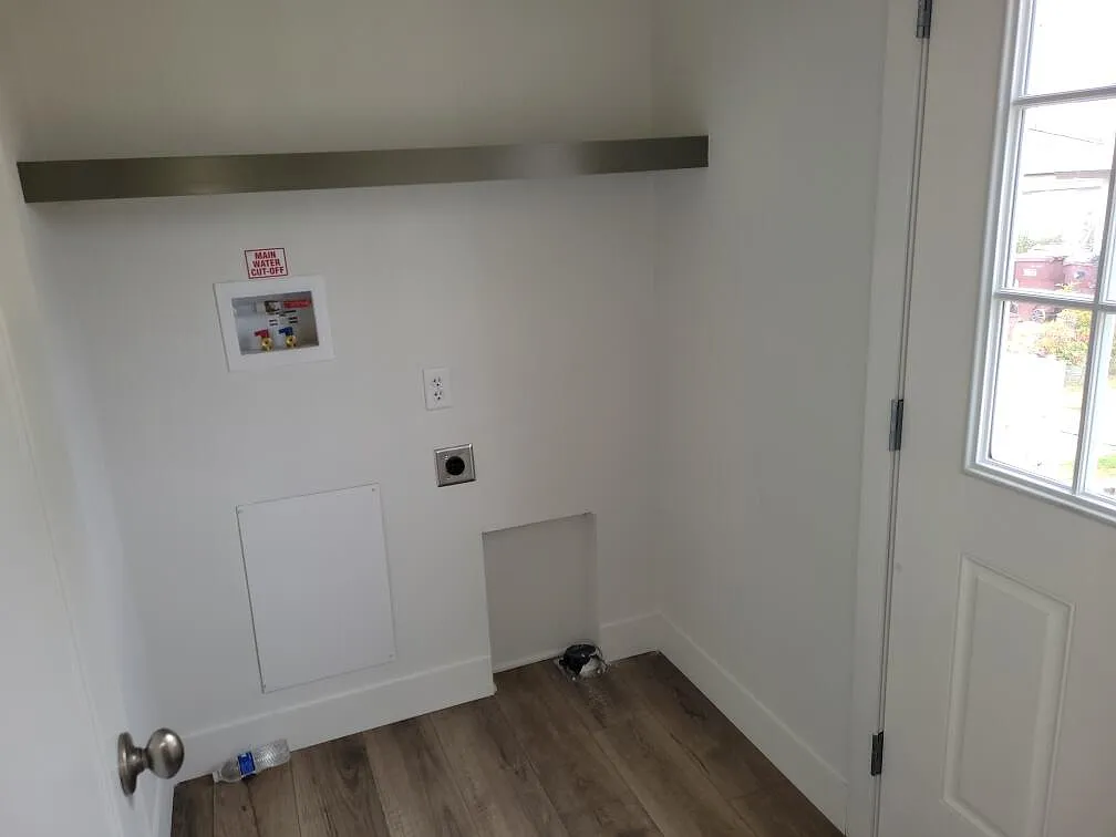 3 bed, 1100 sqft, $3,200 — Photo 4