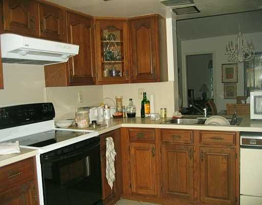 1st image of 1520 SW 21st Way