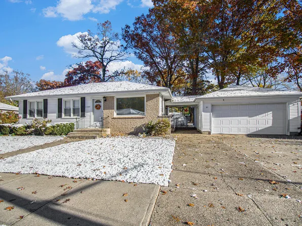 4460 Carrick Ave SE, Kentwood, MI 49508