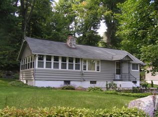 247 Wawayanda Rd, Highland Lakes, NJ 07422