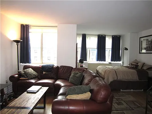 Rented by Mirador Real Estate | media 10