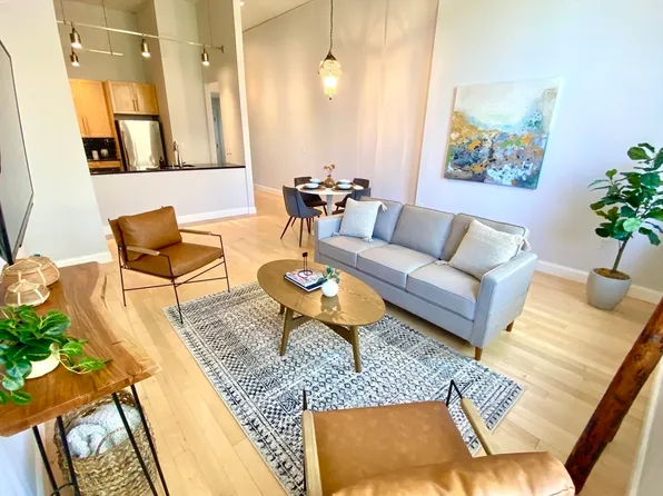 35 New South St APT 301, Northampton, MA 01060