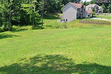3rd image of 38038 Poplar Dr
