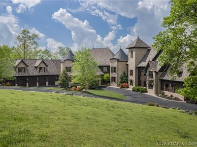 6615 Keystone Dr, Osage Beach, MO, 65065