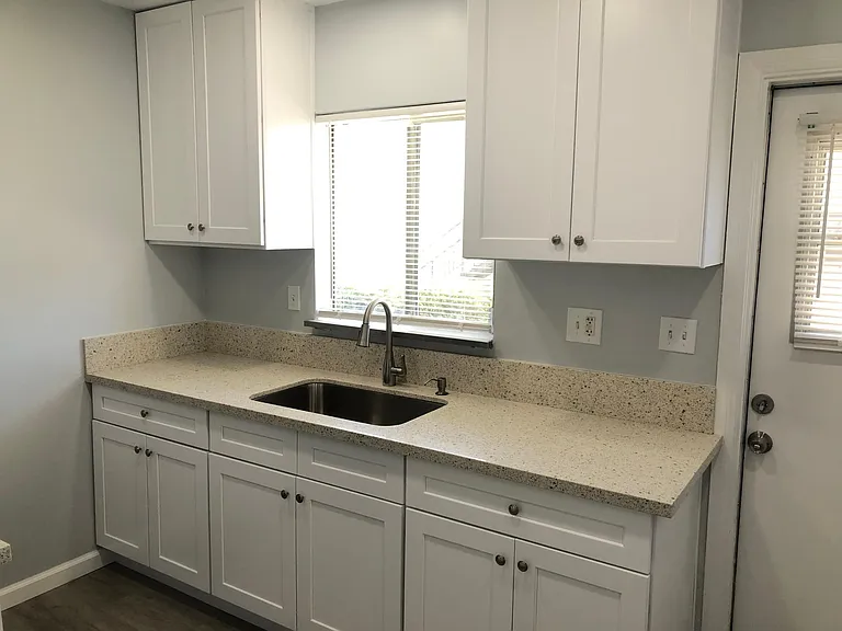 518-524 S 6th St #520-B — Photo 9