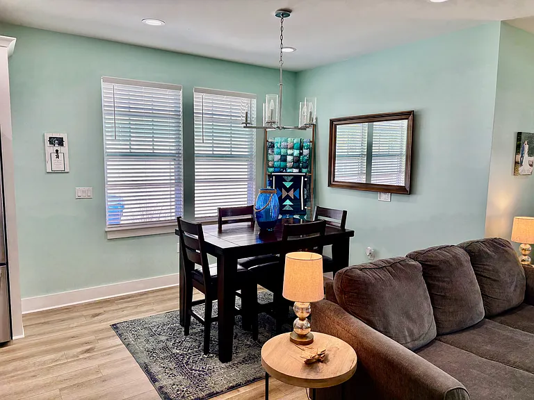 454 Locksley Dr — Photo 6