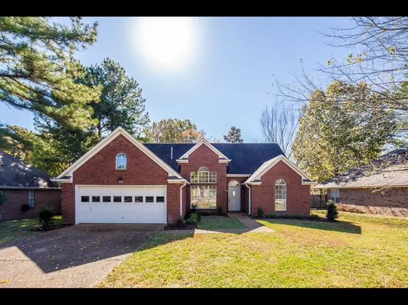 208 Executive Dr, Jackson, TN 38305