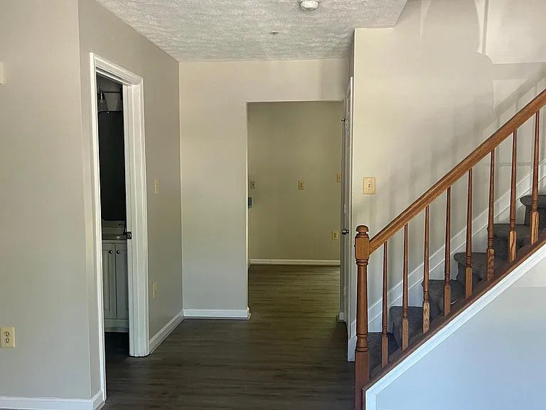 103 Hibiscus Ct — Photo 4