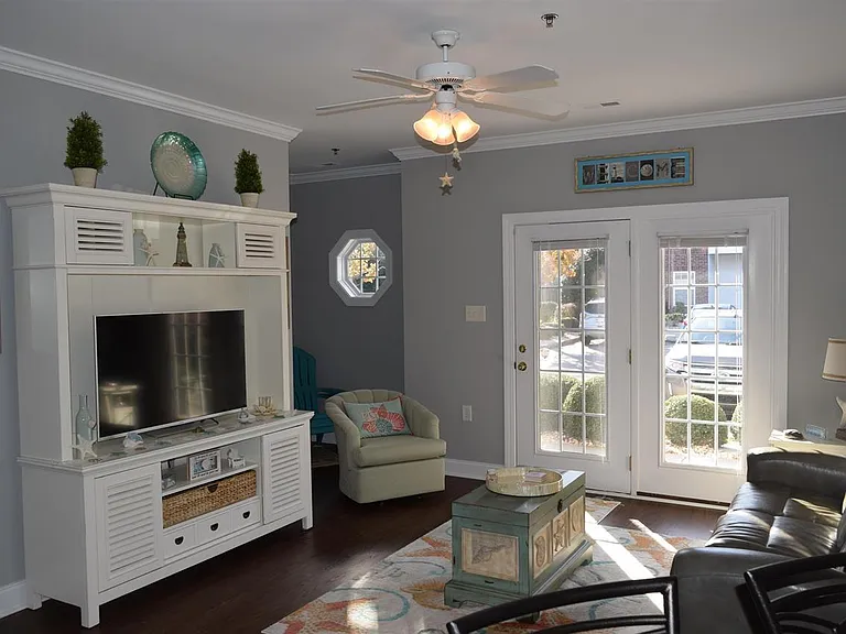 2005 Silvercrest Dr #32A — Photo 13
