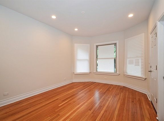 2nd image of 4131 N Monticello Ave #2