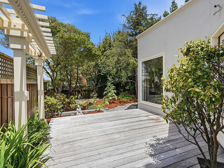 2998 Pacific Ave — Photo 30