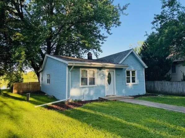 N6212 W Lakeshore DRIVE, Burlington, WI 53105