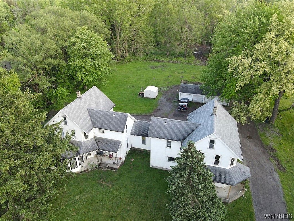 5183 Genesee St, Bowmansville, NY 14026 Zillow