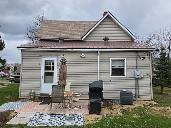 3rd image of 506 NW 7th Ave