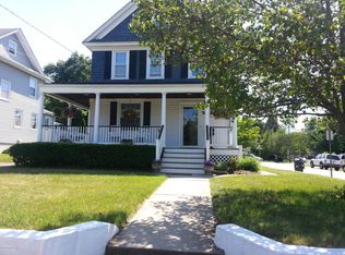 16 Williams St, Red Bank, NJ 07701
