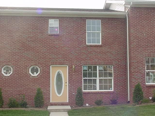 1st image of 530 S Main St