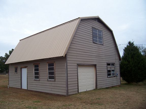 2 storey work shop with electricity