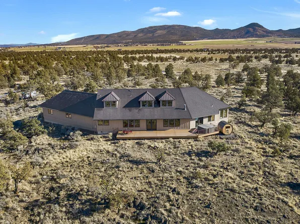 11039 SW Ranch Rd, Powell Butte, OR 97753