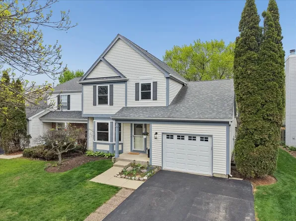 638 Sandwedge Pl, Gurnee, IL 60031