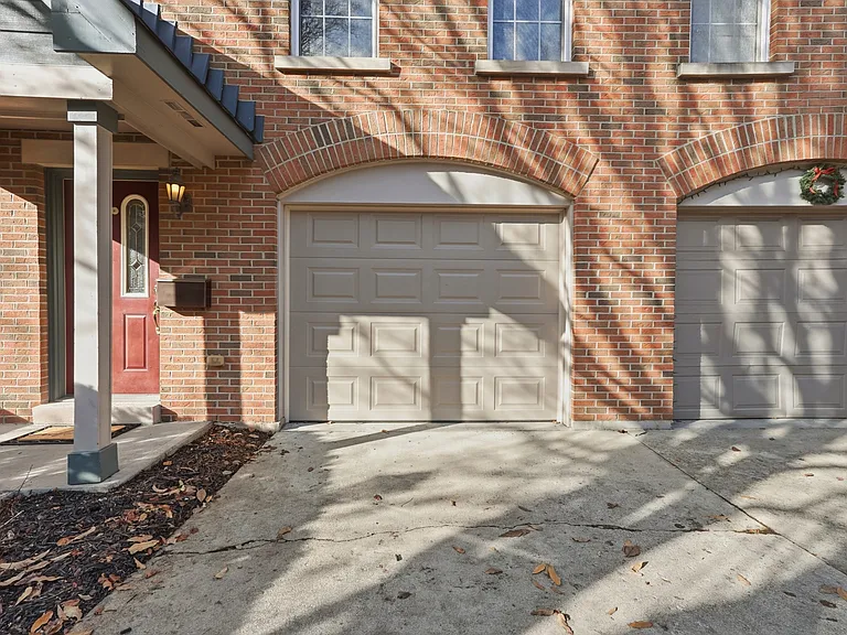 2521 Ravine St — Photo 63