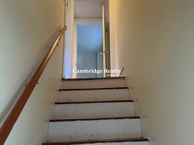 4 Park St #1 — Photo 10