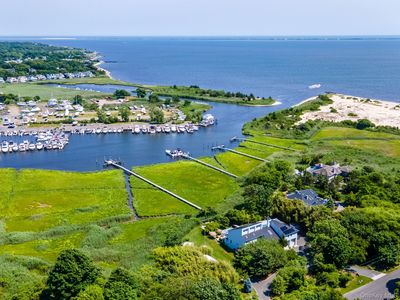 333 Roe Avenue, East Patchogue, NY, 11772