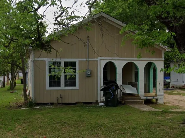 1521 N Palace Ave, Tyler, TX 75702