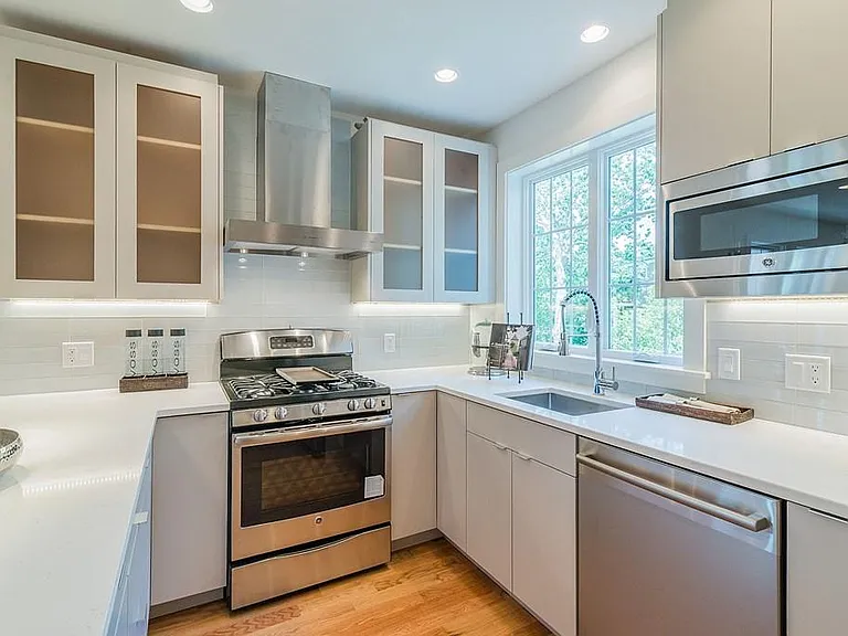 17 Standish St #2 — Photo 6