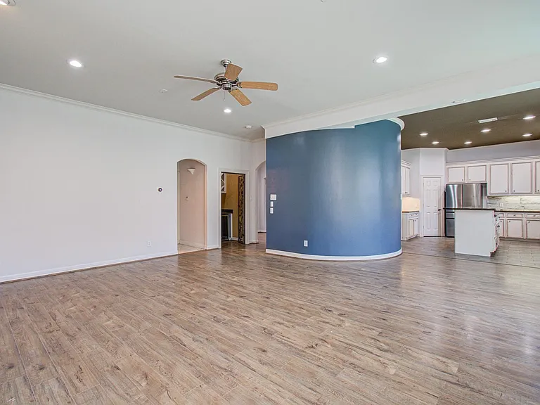 13514 Broadmeadow Ln — Photo 13