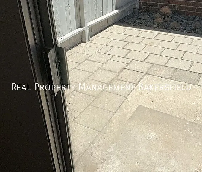 2403 Olive St #2403 — Photo 40