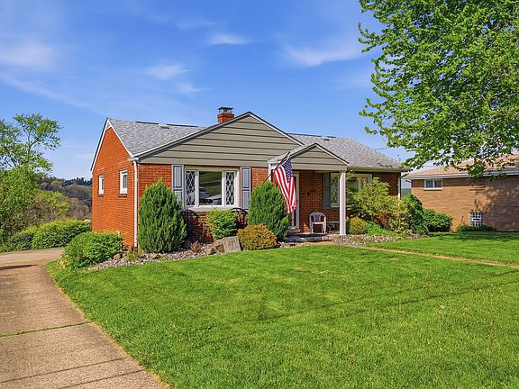 2nd image of 1412 Gilmore Dr