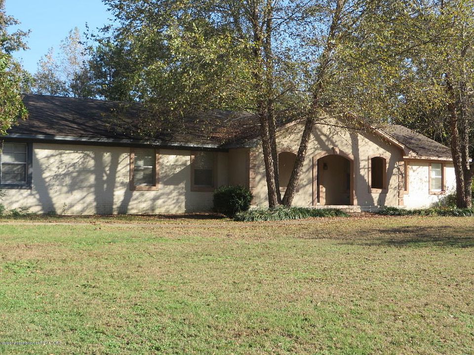 1st image of 8890 Fair Oaks Dr
