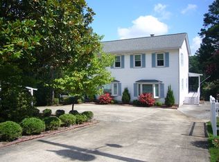 192 Sleepy Creek Dr, Dudley, NC 28333