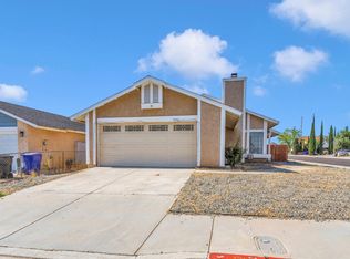 13741 Angeles Dr, Victorville, CA 92392