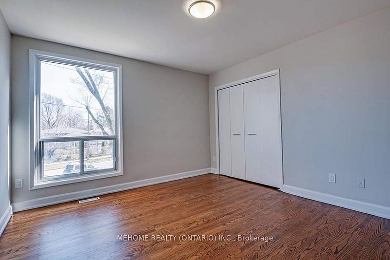 Toronto Townhouse for rent - 2 Bedrooms — photo 6