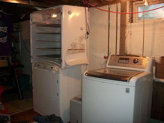 5th image of 27 Kennedy Ct
