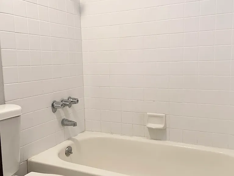 2700 Plumas St #106 — Photo 6