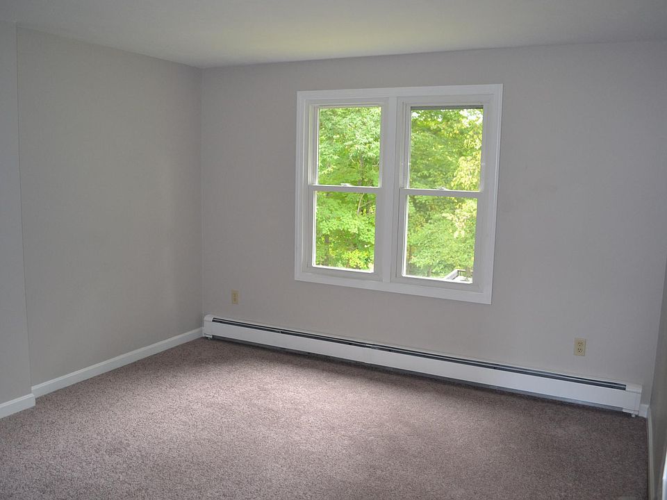 7 Merrill Rd Sutton, MA, 01590 Apartments for Rent Zillow