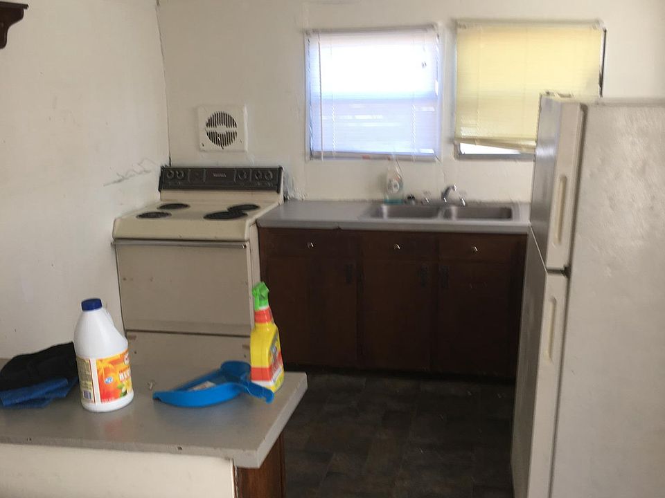 2nd image of 125 Lemans Dr