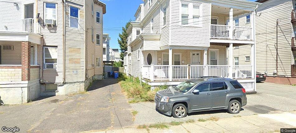 1st image of 16-18 Waveway Ave #1