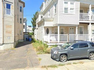 16-18 Waveway Ave #1, Winthrop, MA 02152